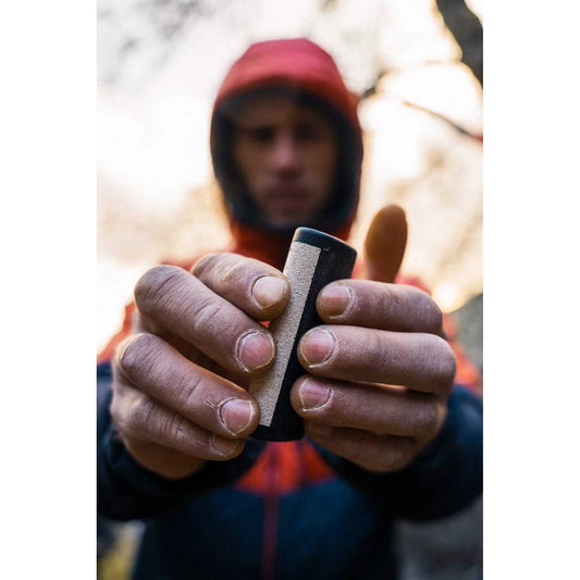 Crux Taco Black – Dual Skin File Incl. 4 Sandpapers (2× Hard, 2× Soft)