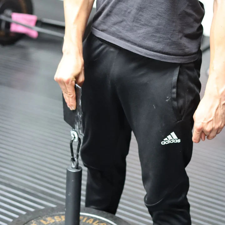 Plate Pinch - Steel pinch grip training tool with powder-coated finish, ideal for enhancing grip strength and control.