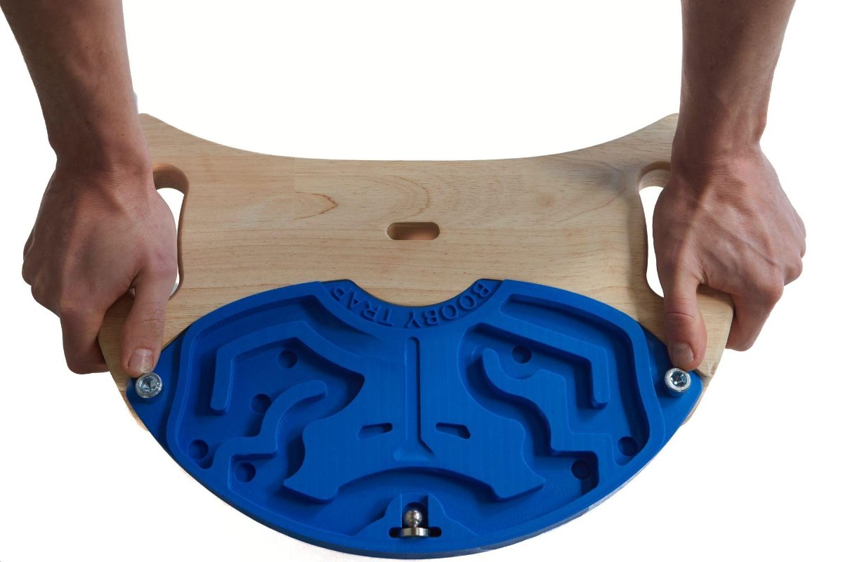 Max Maze - ball maze / game to solve while training -Max Climbing