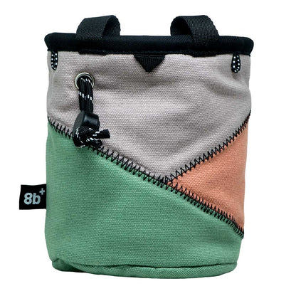 8B plus pro bag - klimkrijtzak - gewassen groen