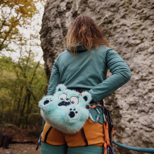 YY Vertical – Chalkbag Bear