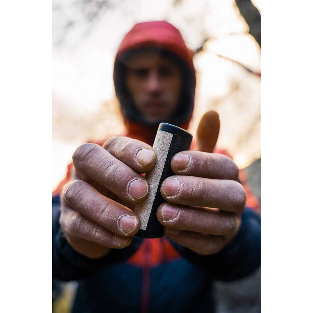 Crux Taco Black – Dual Skin File Incl. 4 Sandpapers (2× Hard, 2× Soft)