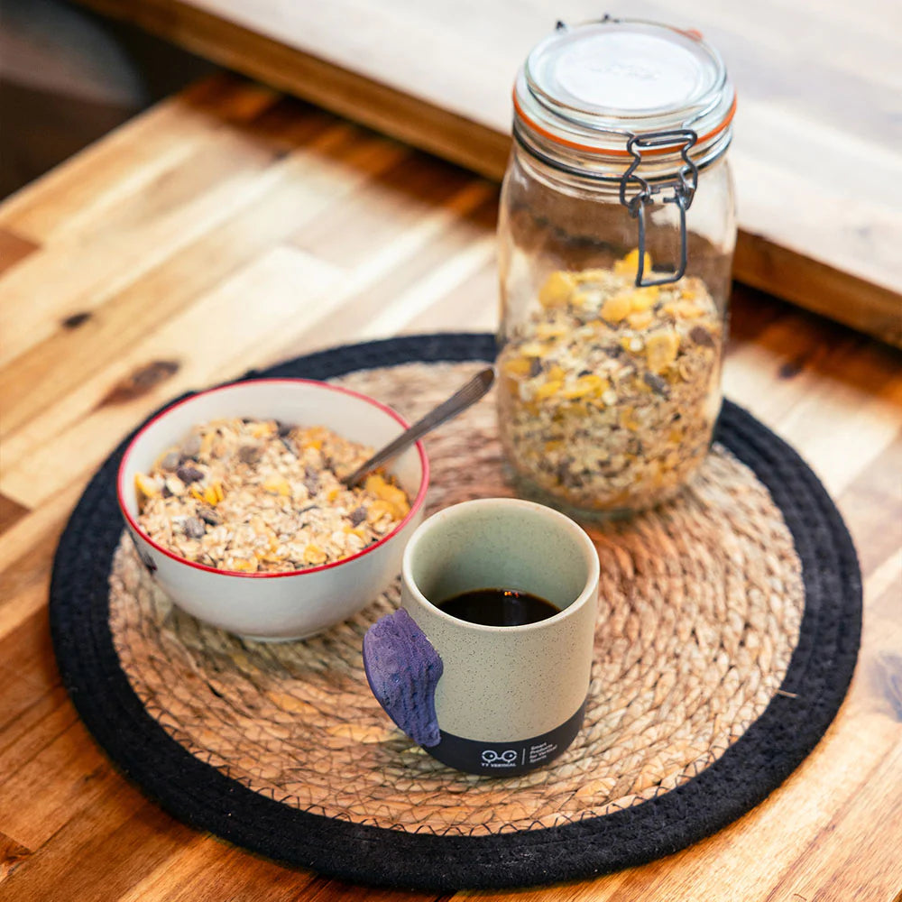 
                      
                        YY Mug EVO for climbers
                      
                    